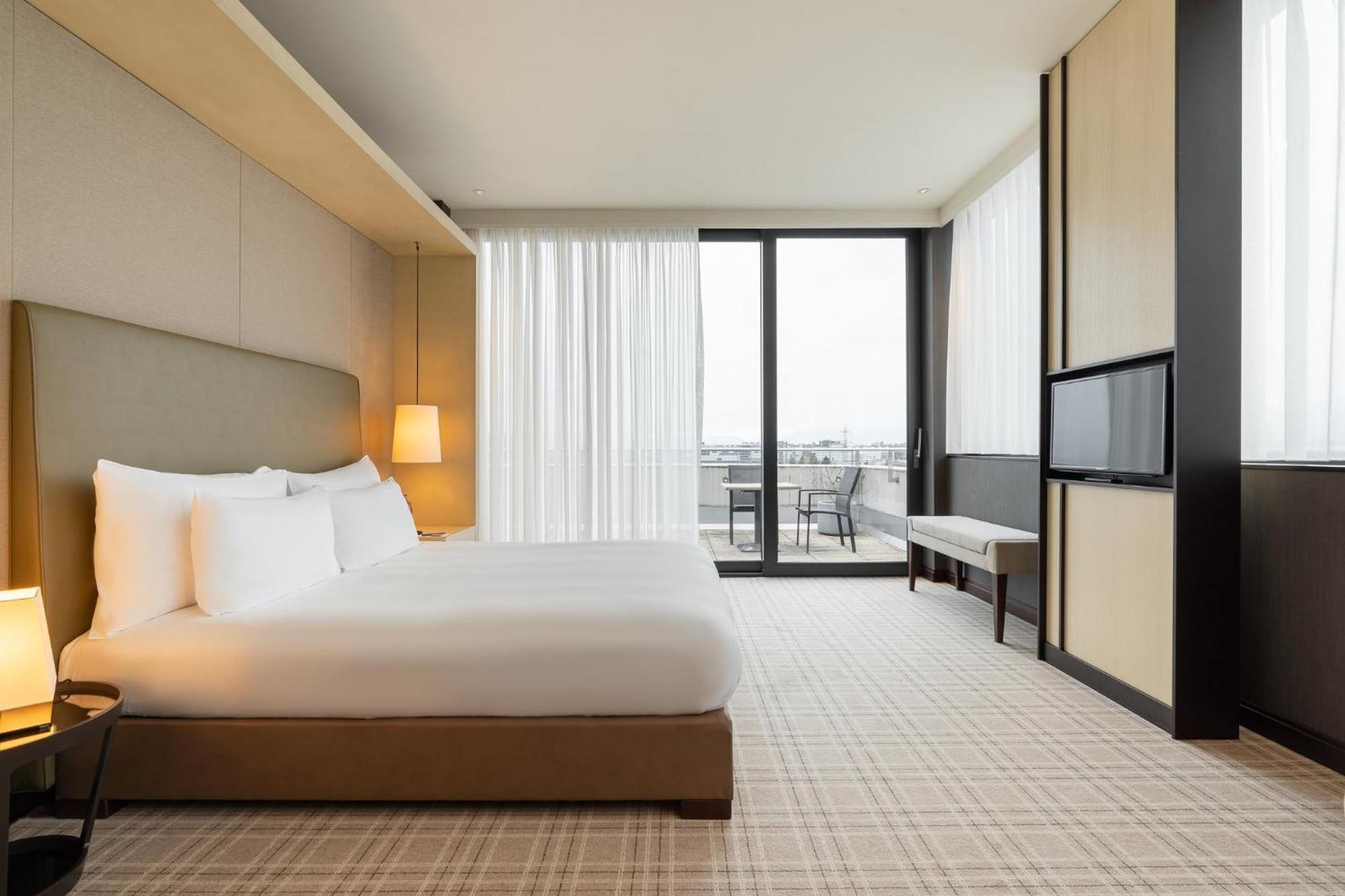 Crowne Plaza Geneva, An Ihg Hotel Εξωτερικό φωτογραφία